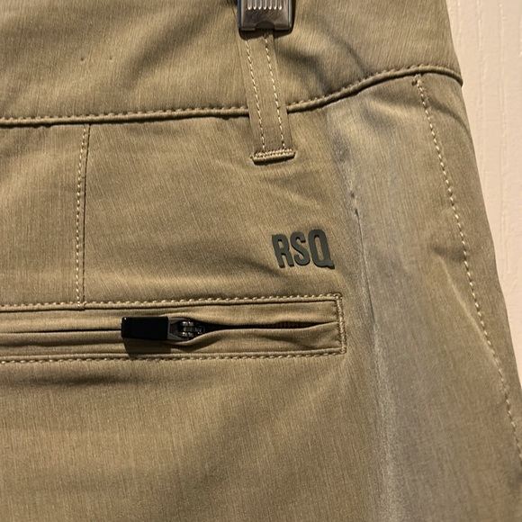 RSQ MID-LENGTH HYBRID SHORTS.ABOVE KNEE SIZE 30 GREAT CONDITION. BUNDLE 2 SAVE - Picture 3 of 4